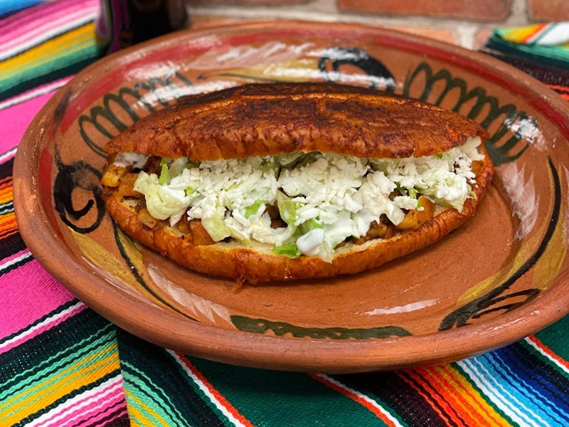 Taquería Alma food
